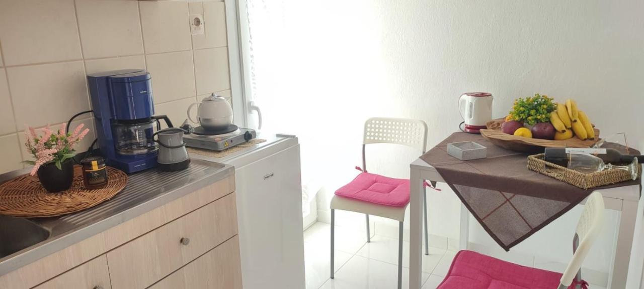 Hotel Little Hause Psakoudia Esterno foto