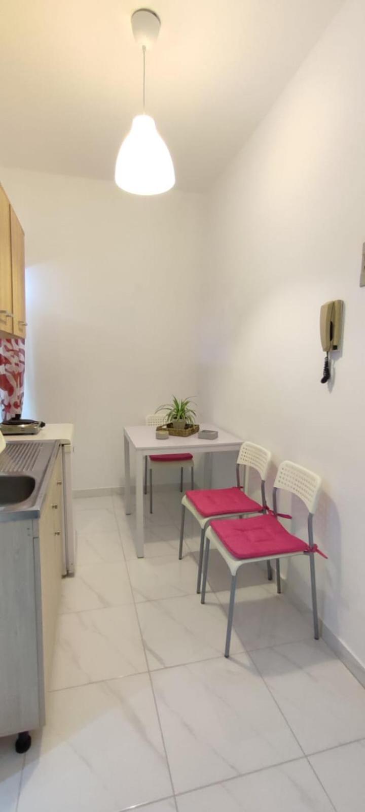Hotel Little Hause Psakoudia Esterno foto